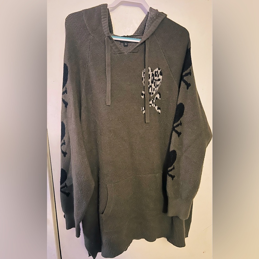 Adorable Soft Camo Green Long Hoodie with Skull/Bone Accents & Zebra Heart
